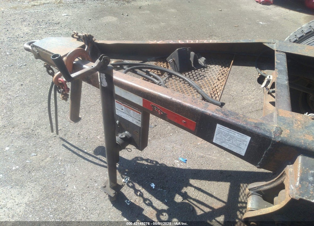 1986 UTILITY TRAILER MFG --- VIN: 1UYDD100XGC599401