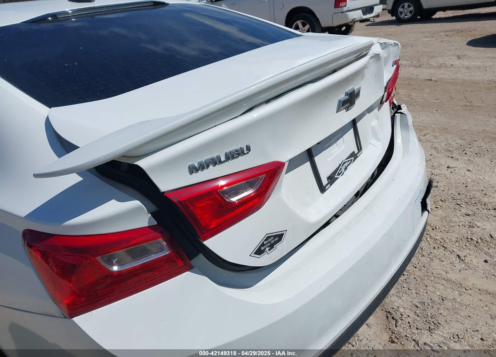 2019 CHEVROLET MALIBU RS VIN: 1G1ZG5ST0KF221744