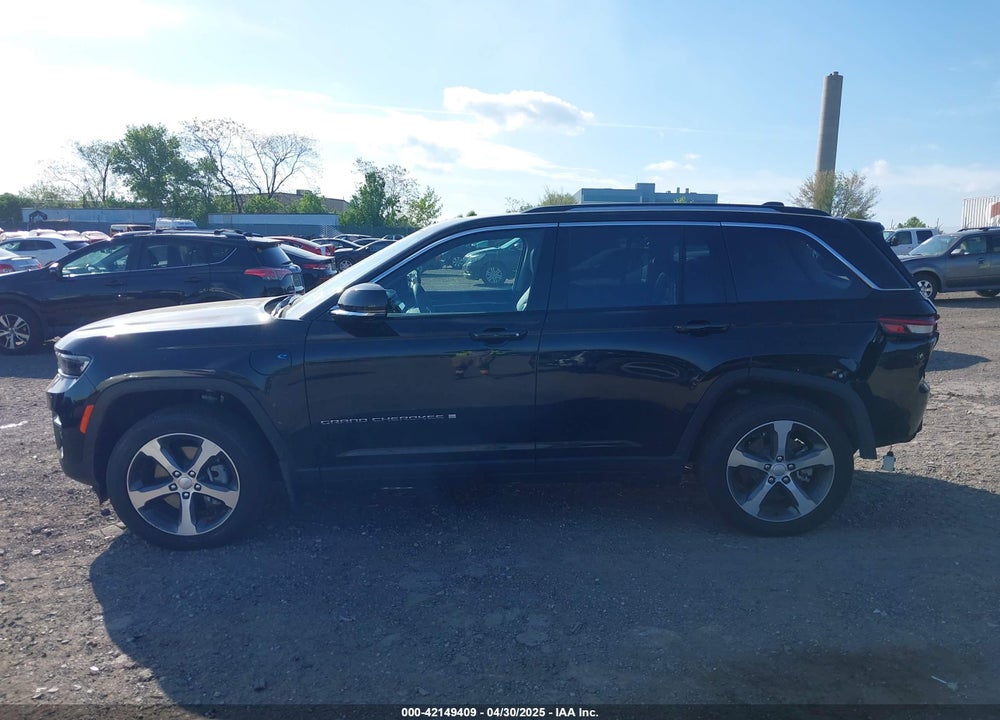 2024 JEEP GRAND CHEROKEE 4XE VIN: 1C4RJYB61RC713750
