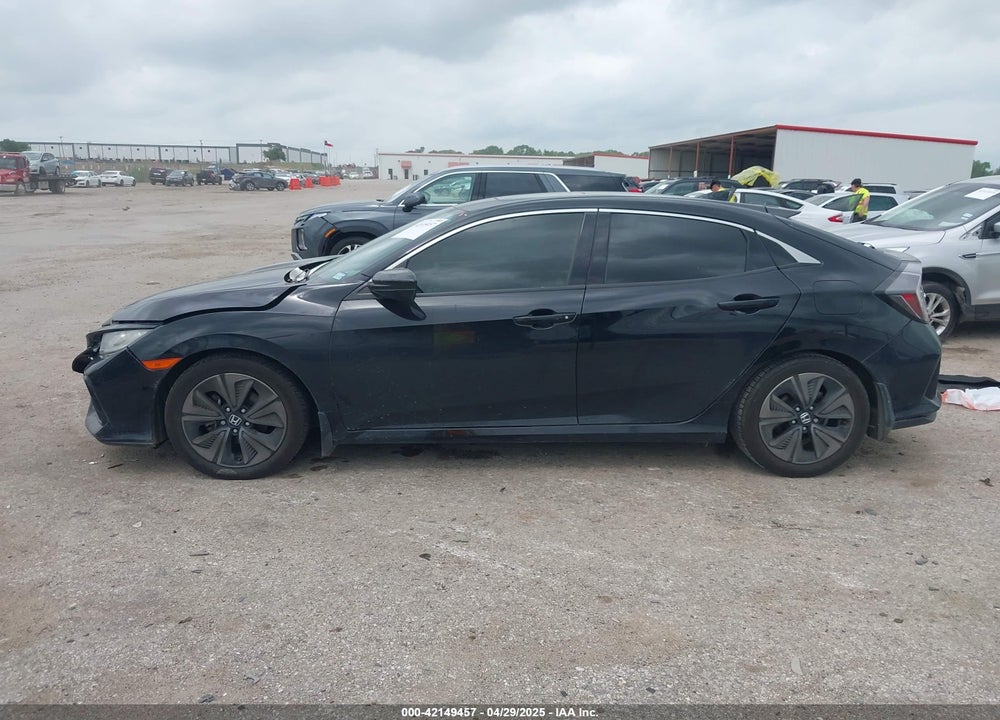 2017 HONDA CIVIC VIN: SHHFK7H57HU200205