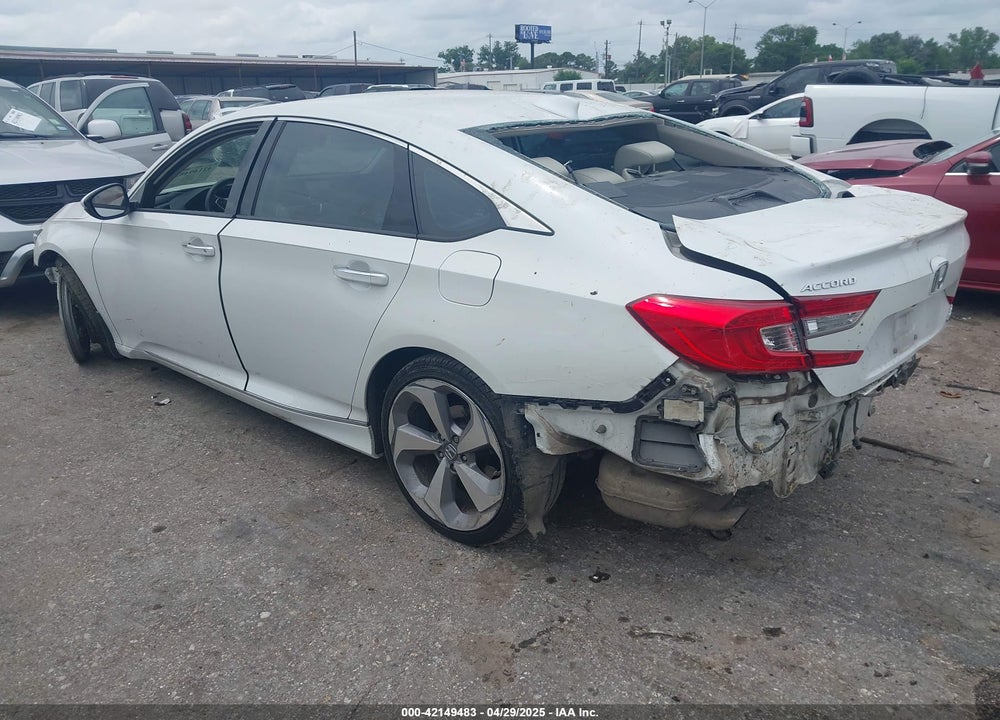 2018 HONDA ACCORD VIN: 1HGCV2F93JA005724