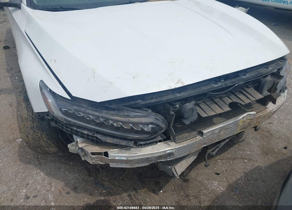 2018 HONDA ACCORD VIN: 1HGCV2F93JA005724
