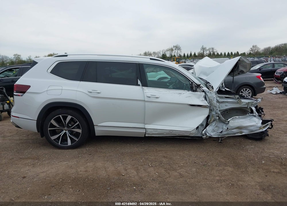 2025 VOLKSWAGEN ATLAS VIN: 1V2FR2CA0SC525107