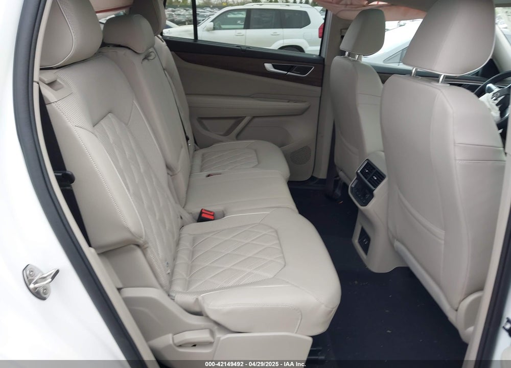 2025 VOLKSWAGEN ATLAS VIN: 1V2FR2CA0SC525107