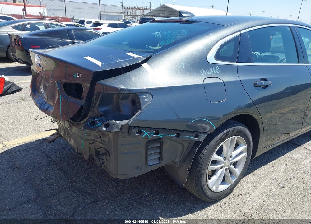 2018 CHEVROLET MALIBU VIN: 1G1ZD5ST3JF212768