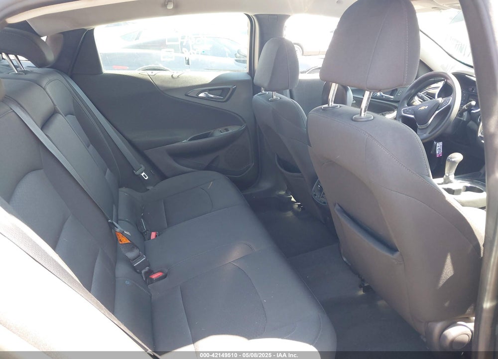 2018 CHEVROLET MALIBU VIN: 1G1ZD5ST3JF212768