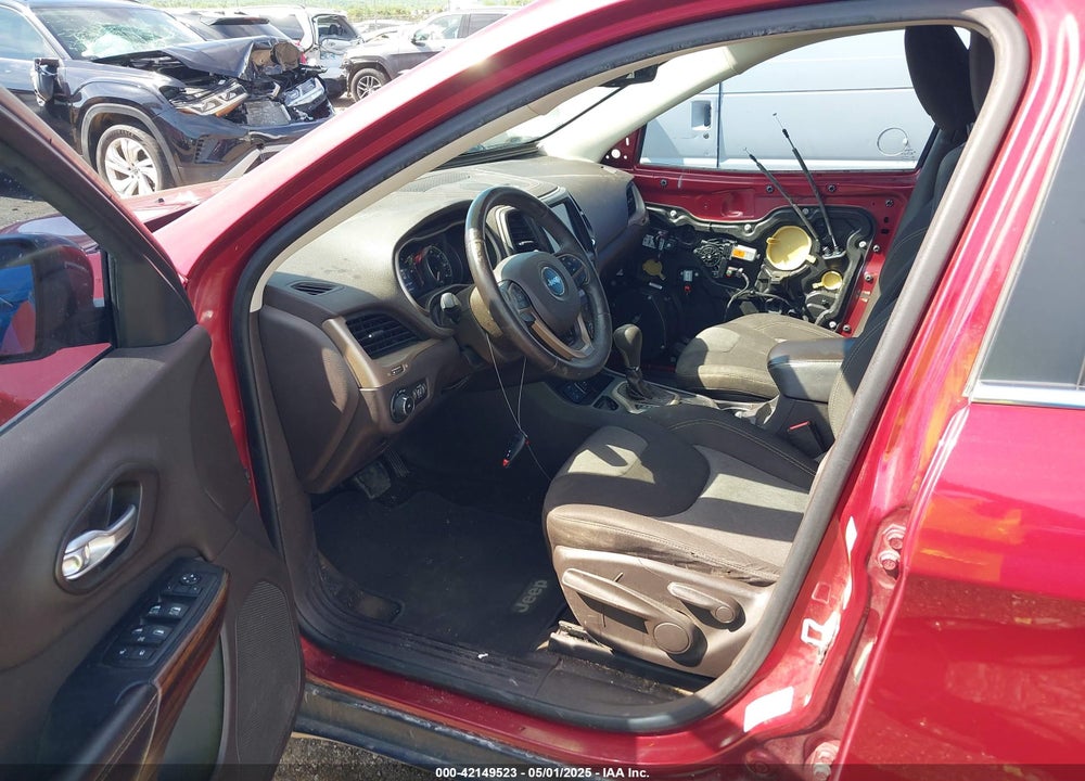 2014 JEEP CHEROKEE VIN: 1C4PJLCS9EW321758