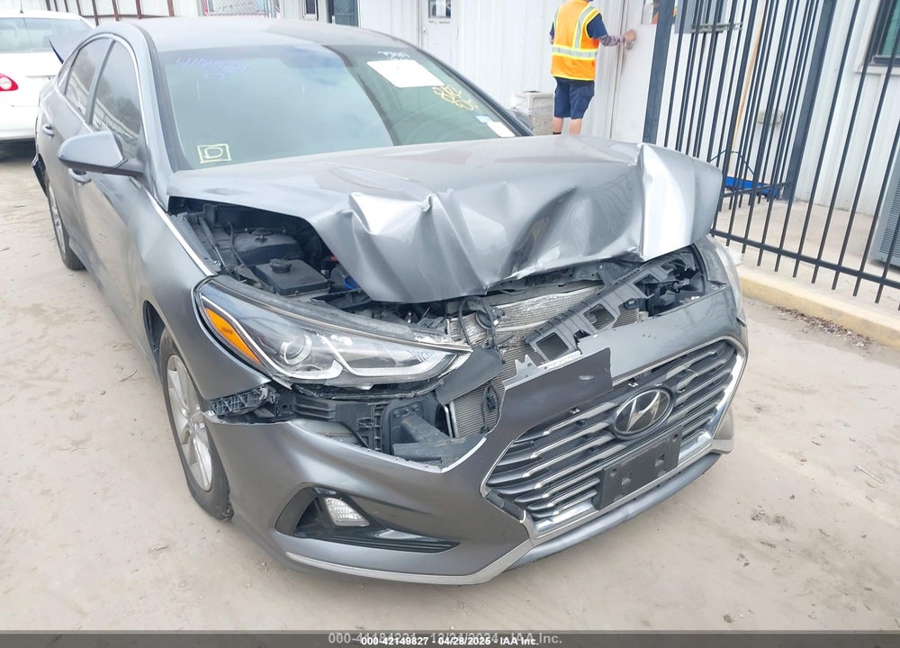 2019 HYUNDAI SONATA VIN: 5NPE24AF7KH751127