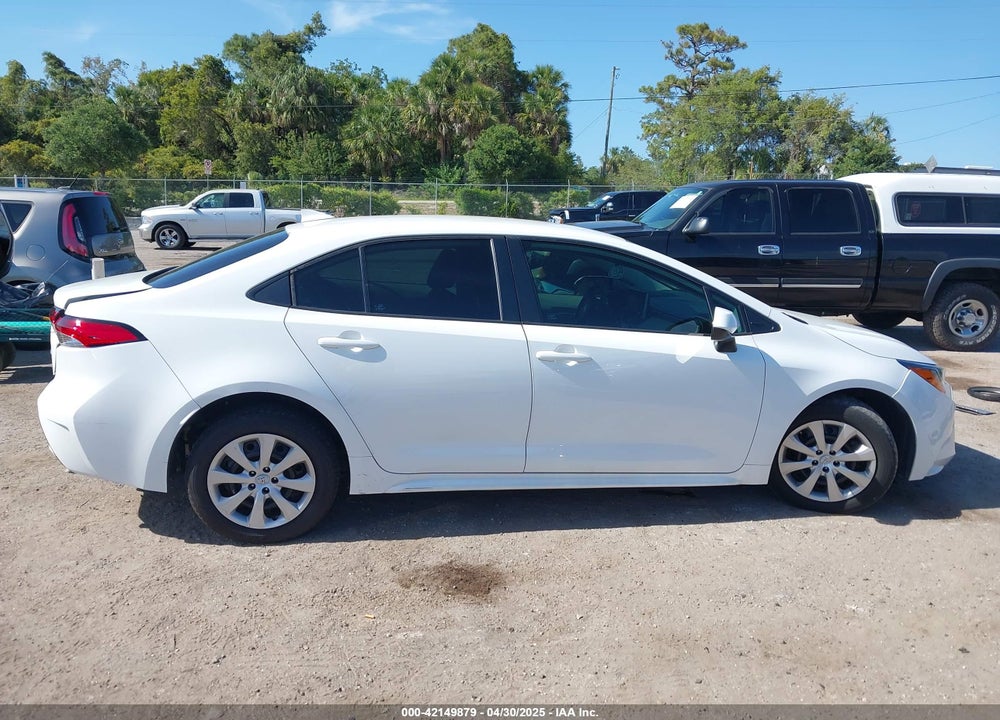 2021 TOYOTA COROLLA LE VIN: 5YFEPMAE8MP195523