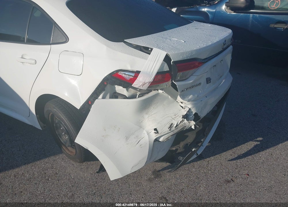 2021 TOYOTA COROLLA LE VIN: 5YFEPMAE8MP195523