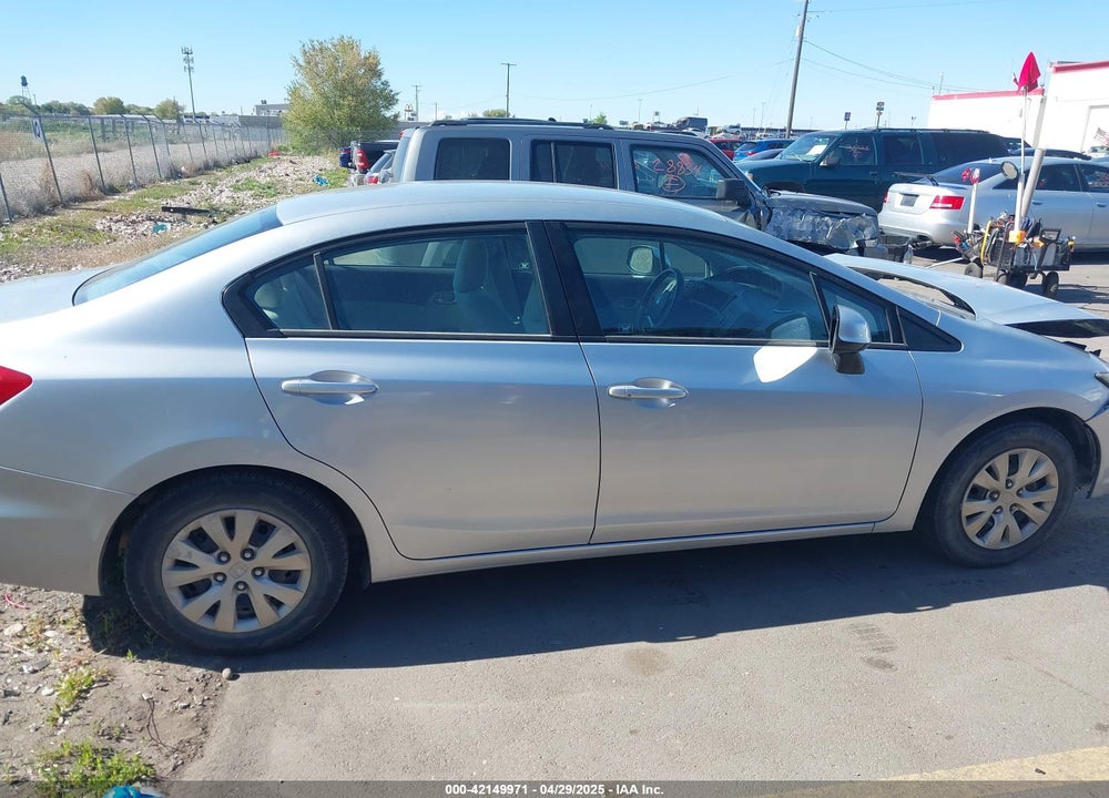 2012 HONDA CIVIC VIN: 2HGFB2F54CH572550