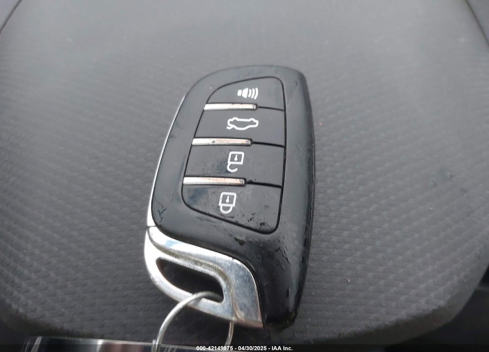 2017 HYUNDAI VELOSTER VALUE EDITION VIN: KMHTC6AD3HU322186