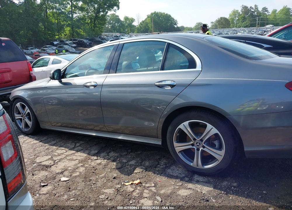 2018 MERCEDES-BENZ E 300 VIN: WDDZF4JB6JA301158
