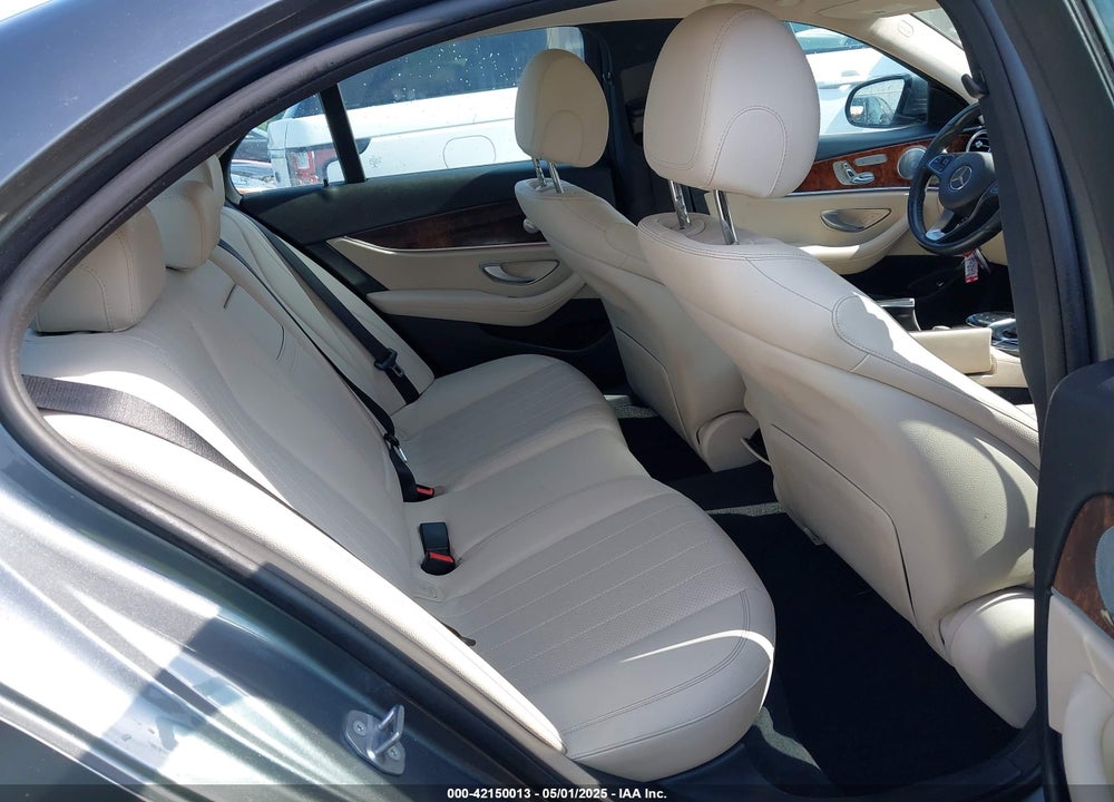 2018 MERCEDES-BENZ E 300 VIN: WDDZF4JB6JA301158
