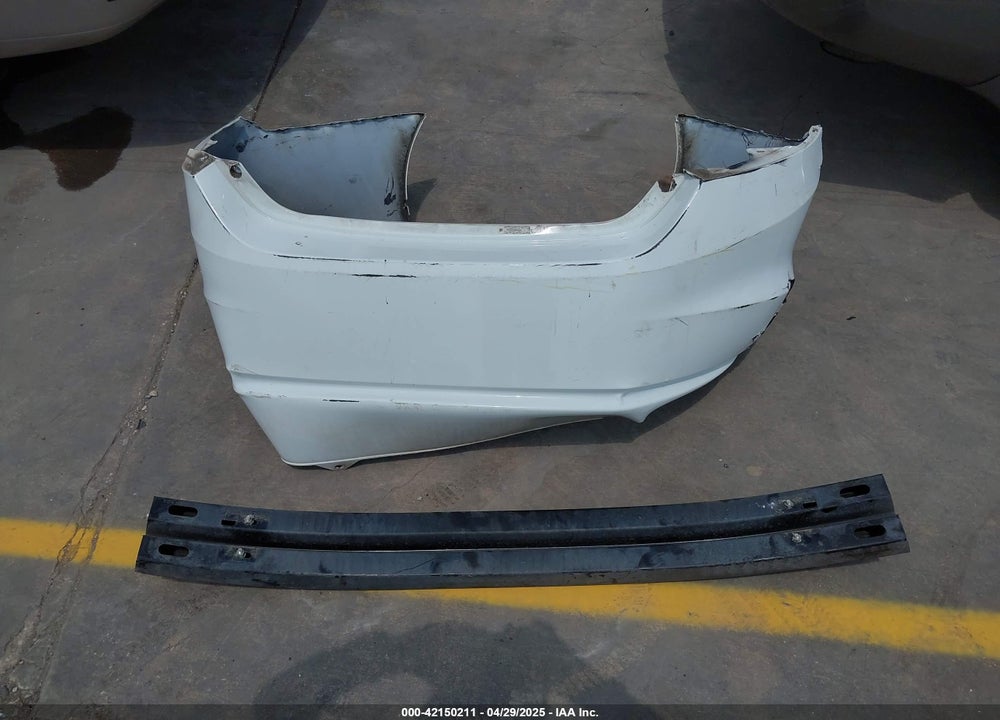 2012 HONDA CIVIC VIN: 2HGFG3B84CH563550