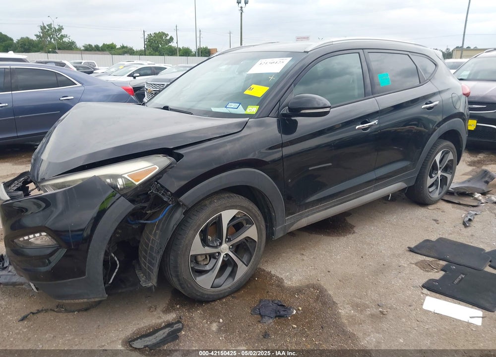 2017 HYUNDAI TUCSON VIN: KM8J33A2XHU326420