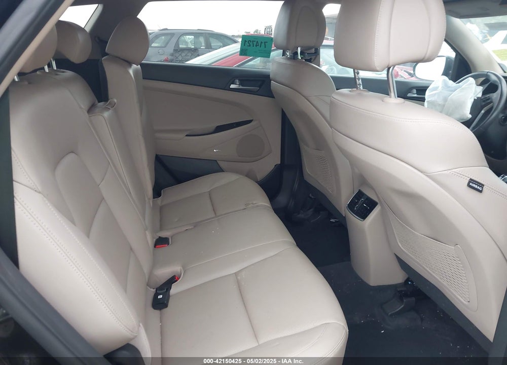 2017 HYUNDAI TUCSON VIN: KM8J33A2XHU326420