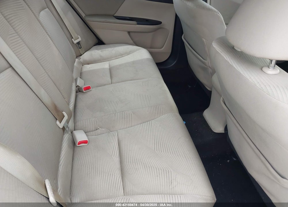 2015 HONDA ACCORD VIN: 1HGCR2F35FA011581