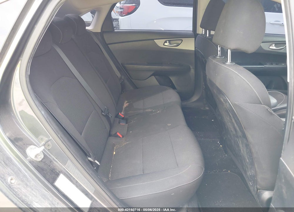 2019 KIA FORTE VIN: 3KPF24AD9KE036213