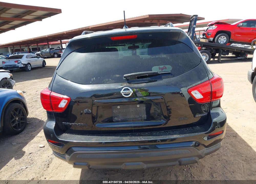 2018 NISSAN PATHFINDER VIN: 5N1DR2MN7JC647693