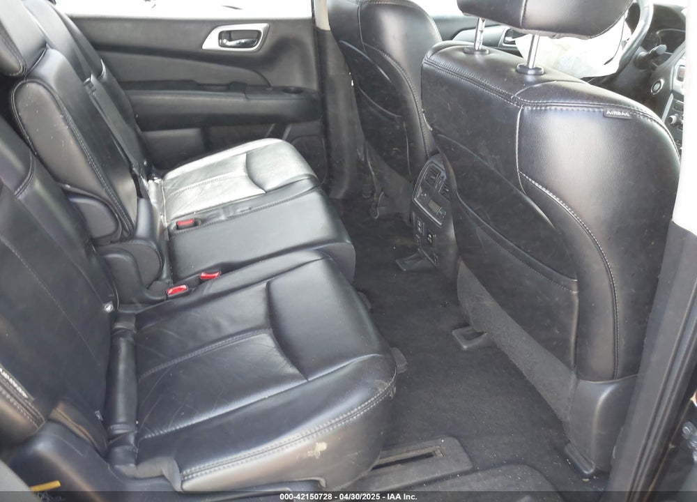 2018 NISSAN PATHFINDER VIN: 5N1DR2MN7JC647693