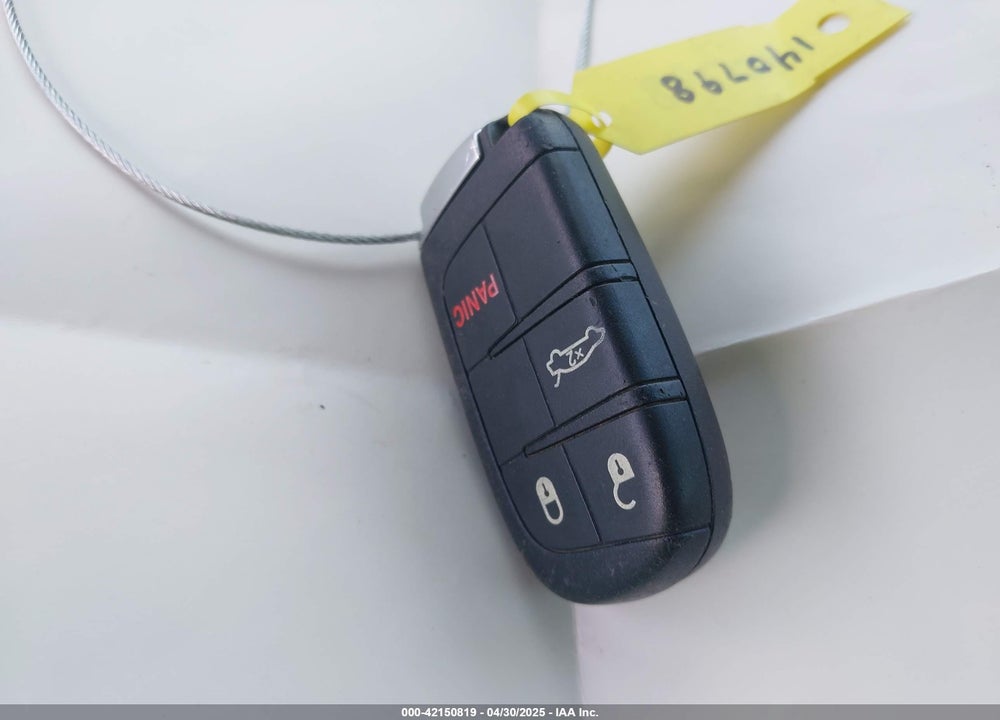 2014 CHRYSLER 300 VIN: 2C3CCAAG6EH231059