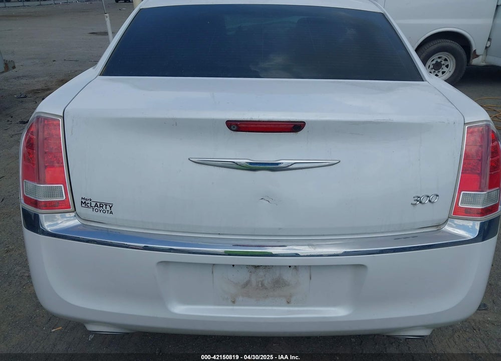 2014 CHRYSLER 300 VIN: 2C3CCAAG6EH231059