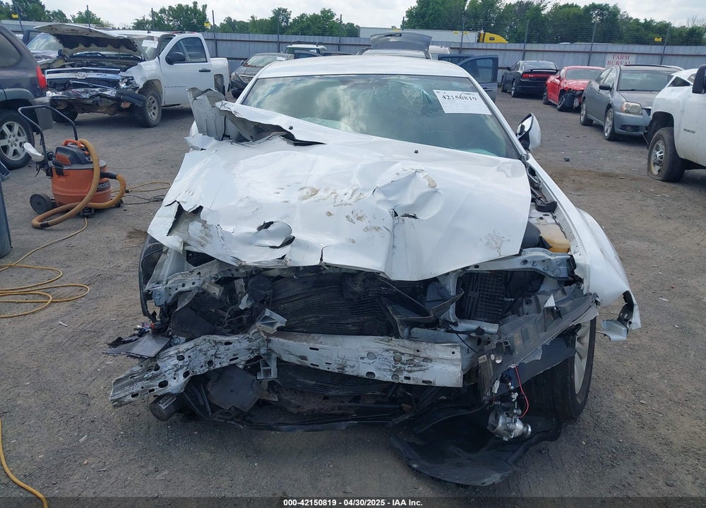 2014 CHRYSLER 300 VIN: 2C3CCAAG6EH231059