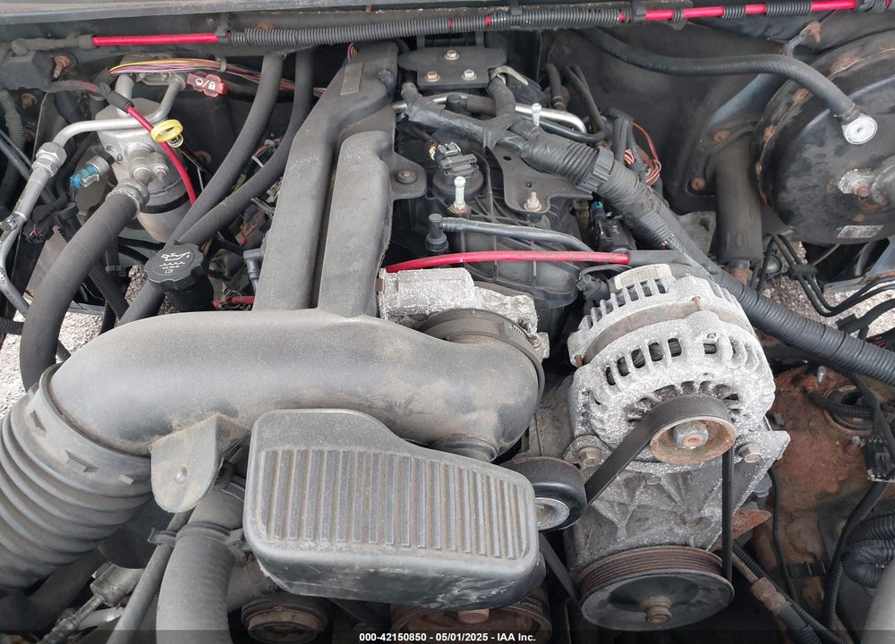 2008 GMC SIERRA 1500 VIN: 2GTEK13M081215124