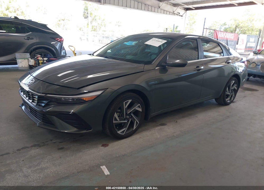 2024 HYUNDAI ELANTRA HYBRID VIN: KMHLN4DJ2RU107190