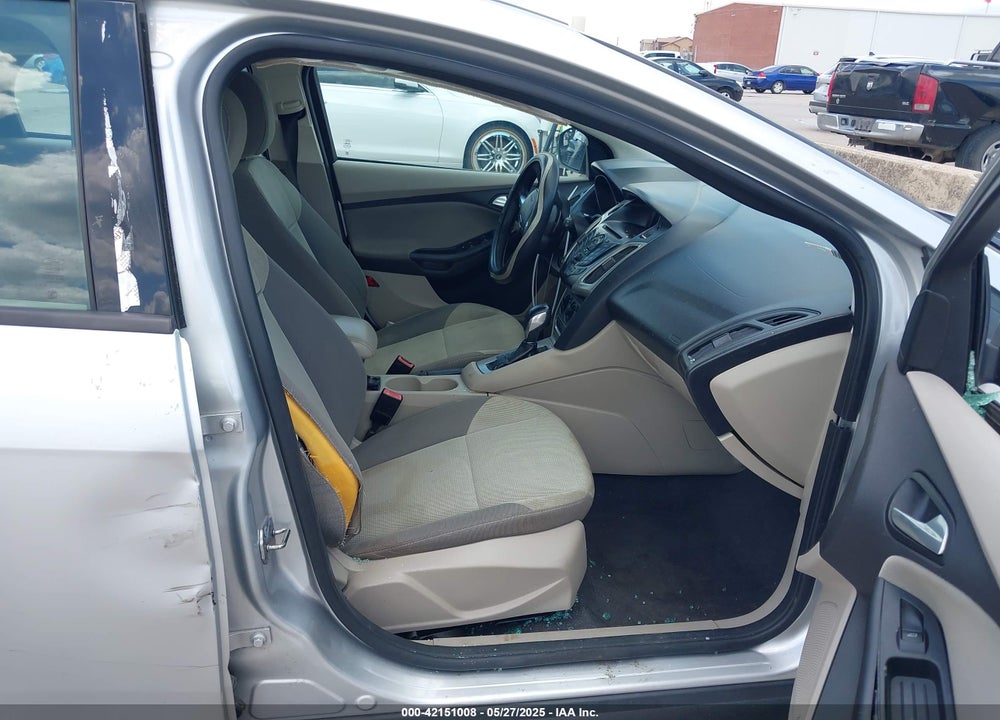 2013 FORD FOCUS SE VIN: 1FADP3K24DL139703