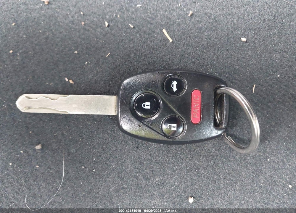 2012 HONDA CIVIC VIN: 2HGFG3B87CH526184