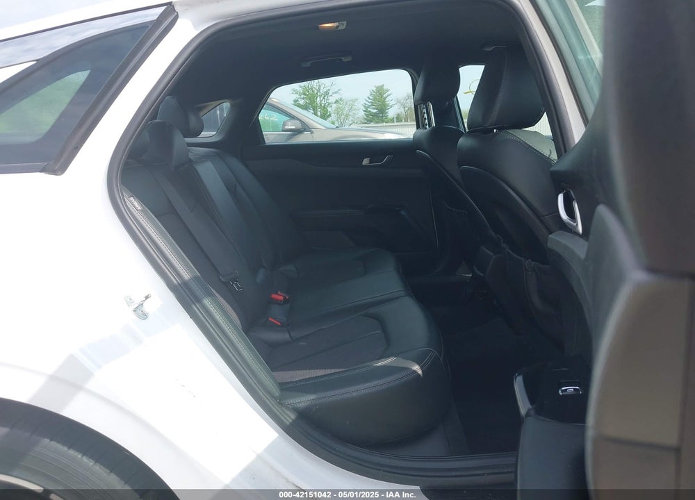 2022 KIA K5 VIN: 5XXG64J29NG139277