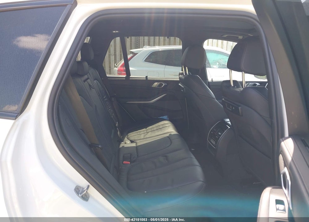 2019 BMW X5 VIN: 5UXCR6C58KLK85270