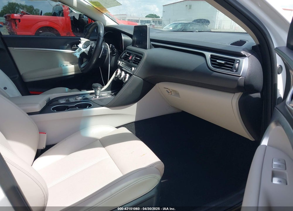 2021 GENESIS G70 VIN: KMTG64LA2MU074982