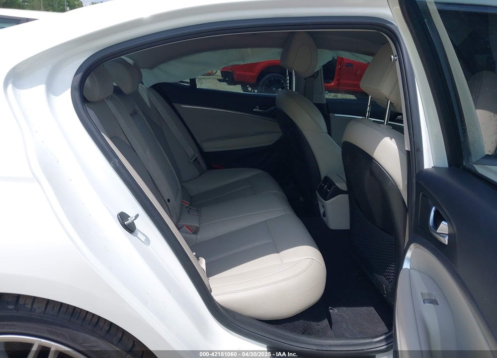 2021 GENESIS G70 VIN: KMTG64LA2MU074982