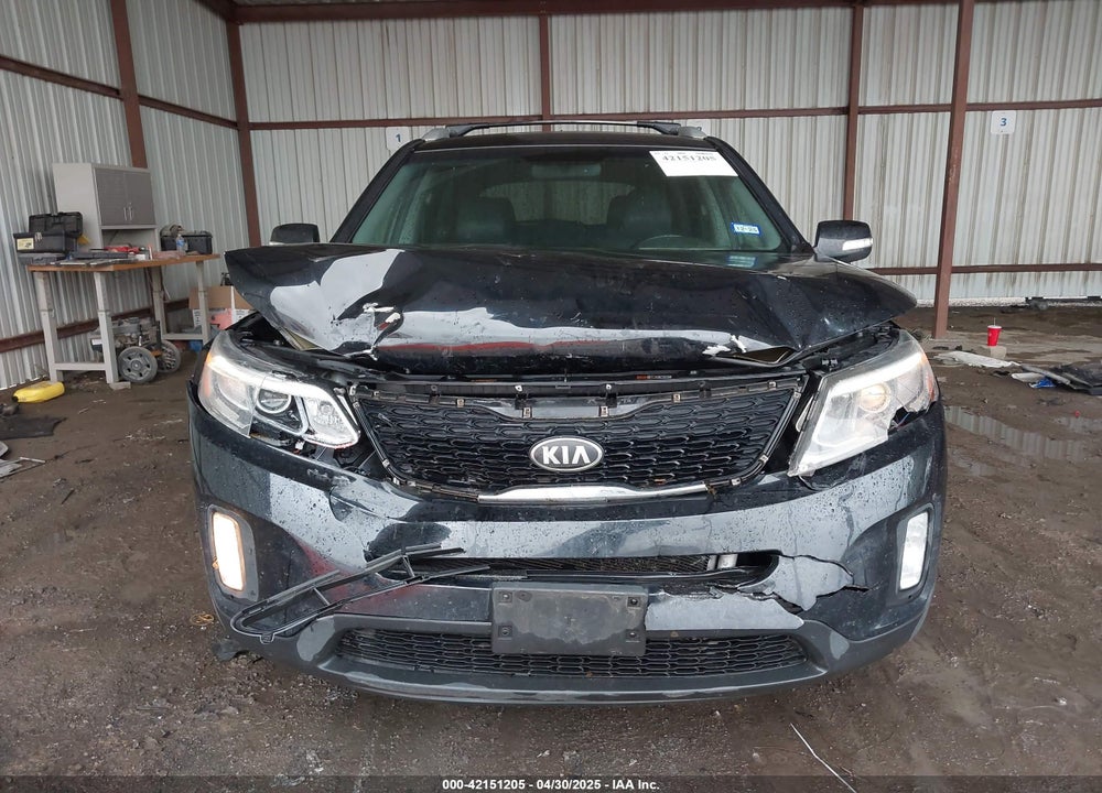 2014 KIA SORENTO LX VIN: 5XYKT4A61EG453538