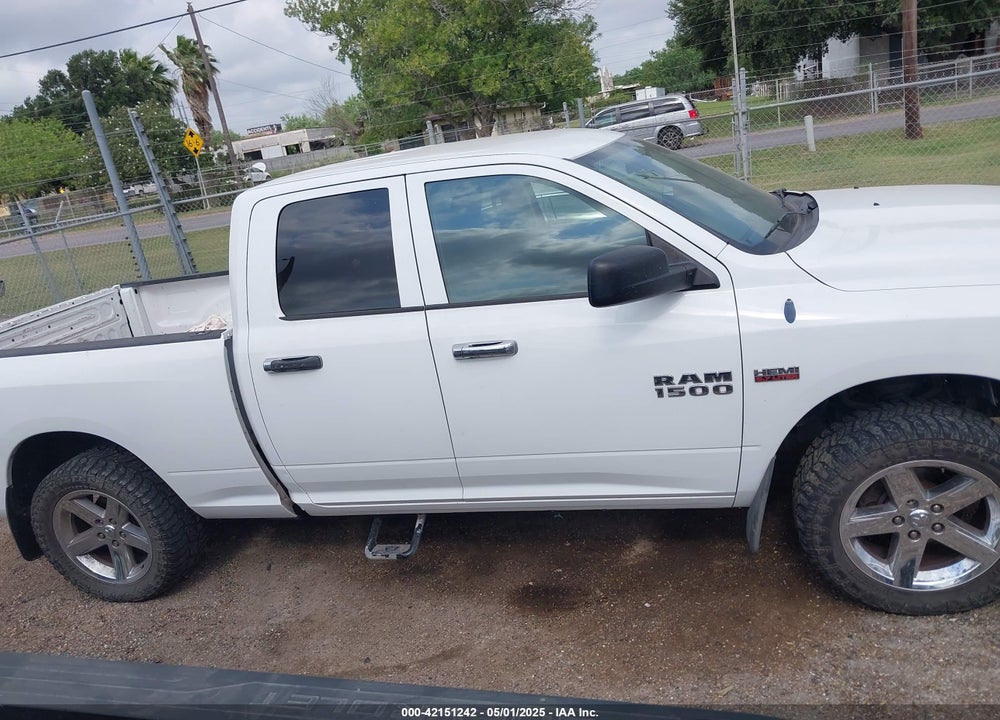 2013 RAM 1500 VIN: 1C6RR7FT7DS559585