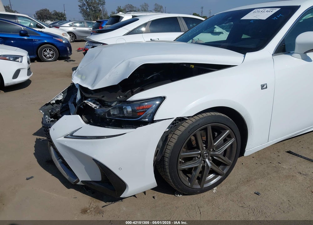 2018 LEXUS IS 300 VIN: JTHBA1D23J5063037