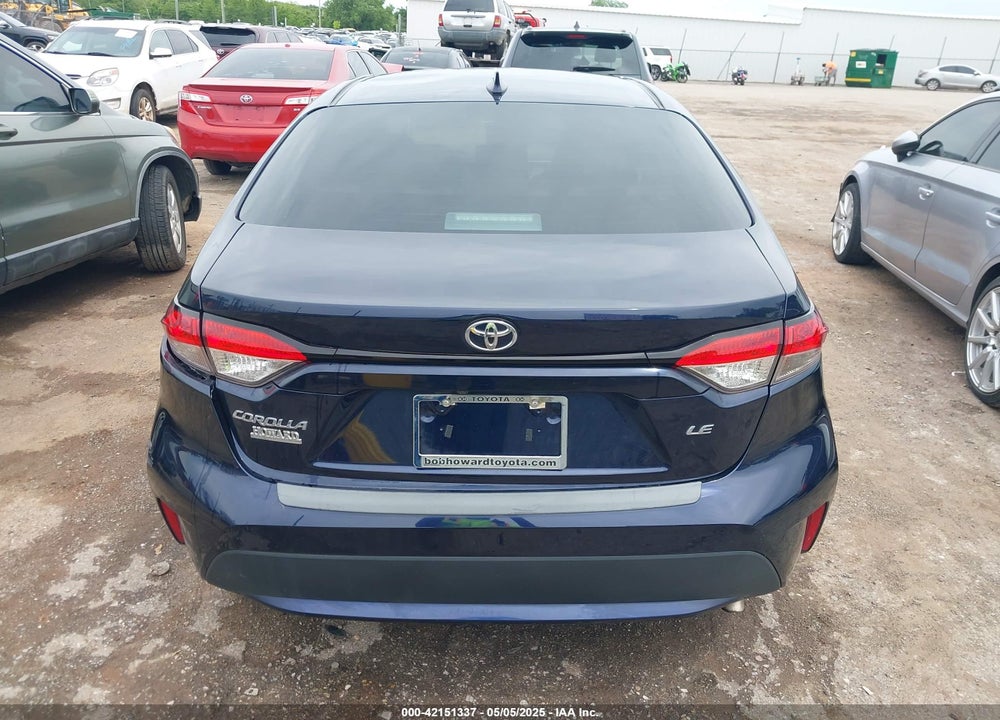2021 TOYOTA COROLLA LE VIN: 5YFEPMAE3MP261136