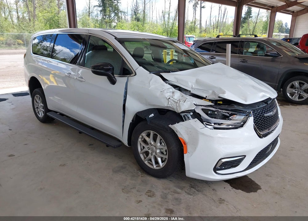 2024 CHRYSLER PACIFICA TOURING VIN: 2C4RC1FG8RR197639