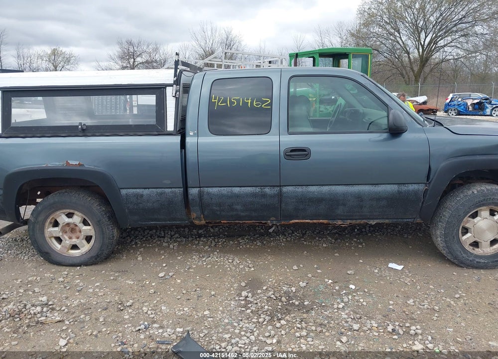 2007 GMC SIERRA 1500 VIN: 1GTEK19B27Z142365