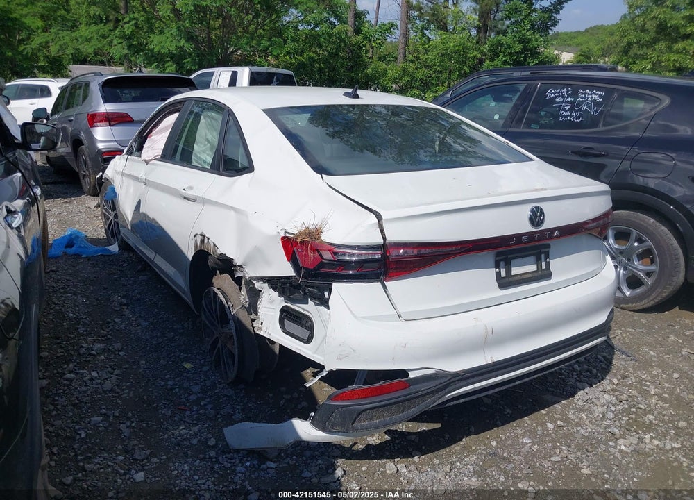 2025 VOLKSWAGEN JETTA VIN: 3VWBX7BUXSM048308