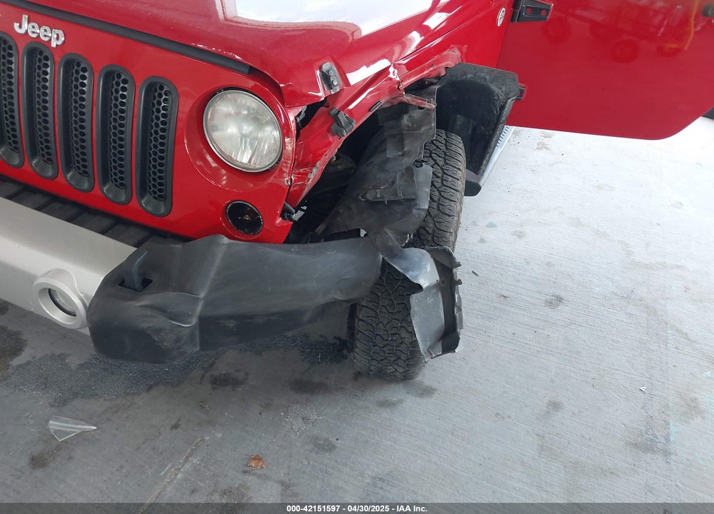 2014 JEEP WRANGLER UNLIMITED SAHARA VIN: 1C4BJWEGXEL179054