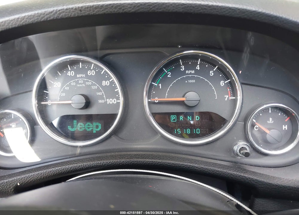 2014 JEEP WRANGLER UNLIMITED SAHARA VIN: 1C4BJWEGXEL179054
