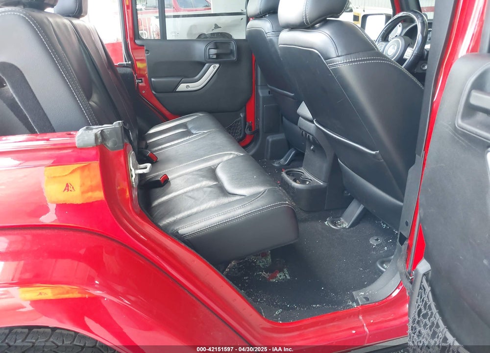 2014 JEEP WRANGLER UNLIMITED SAHARA VIN: 1C4BJWEGXEL179054