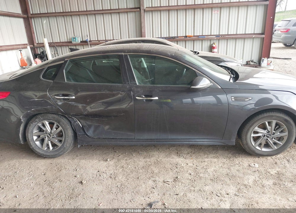 2019 KIA OPTIMA VIN: 5XXGT4L37KG293349
