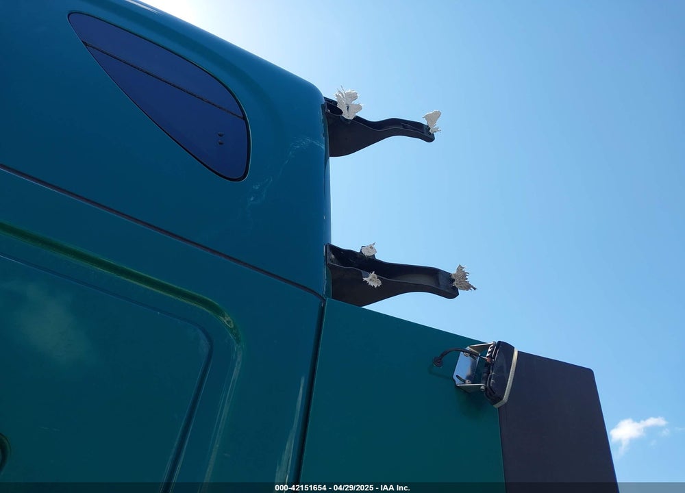 2019 FREIGHTLINER NEW CASCADIA 126 VIN: 3AKJHHDR7KSKB4529
