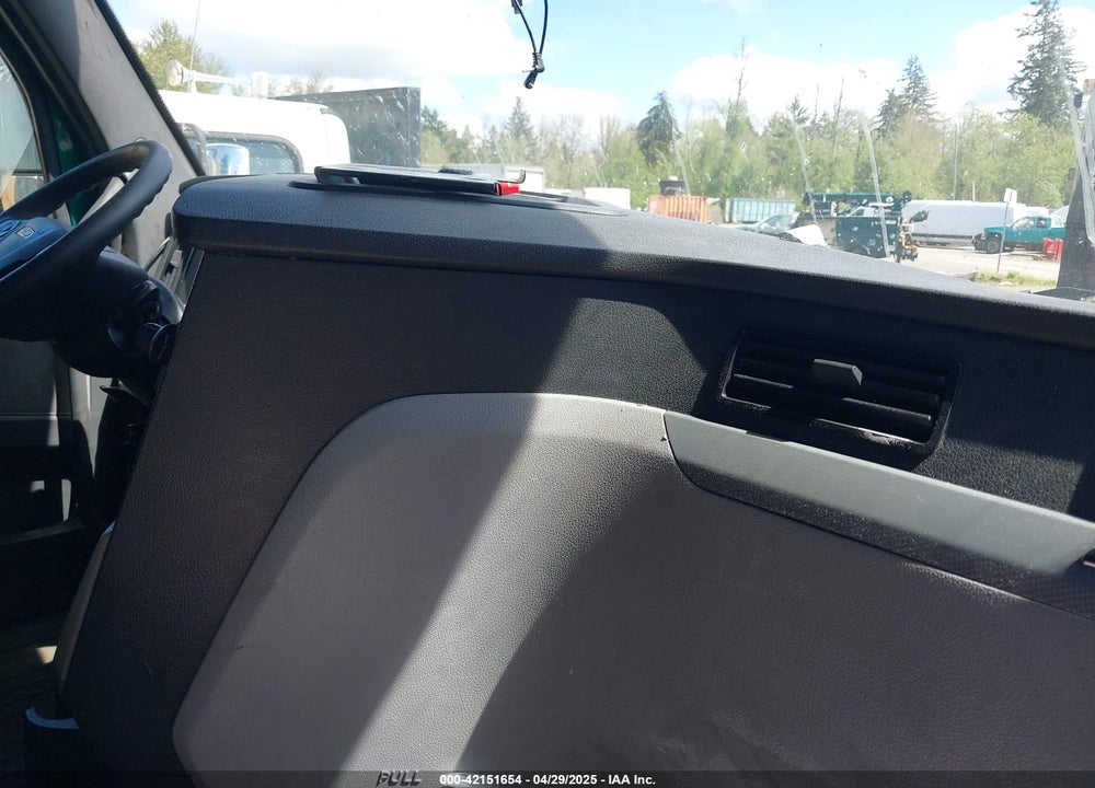 2019 FREIGHTLINER NEW CASCADIA 126 VIN: 3AKJHHDR7KSKB4529