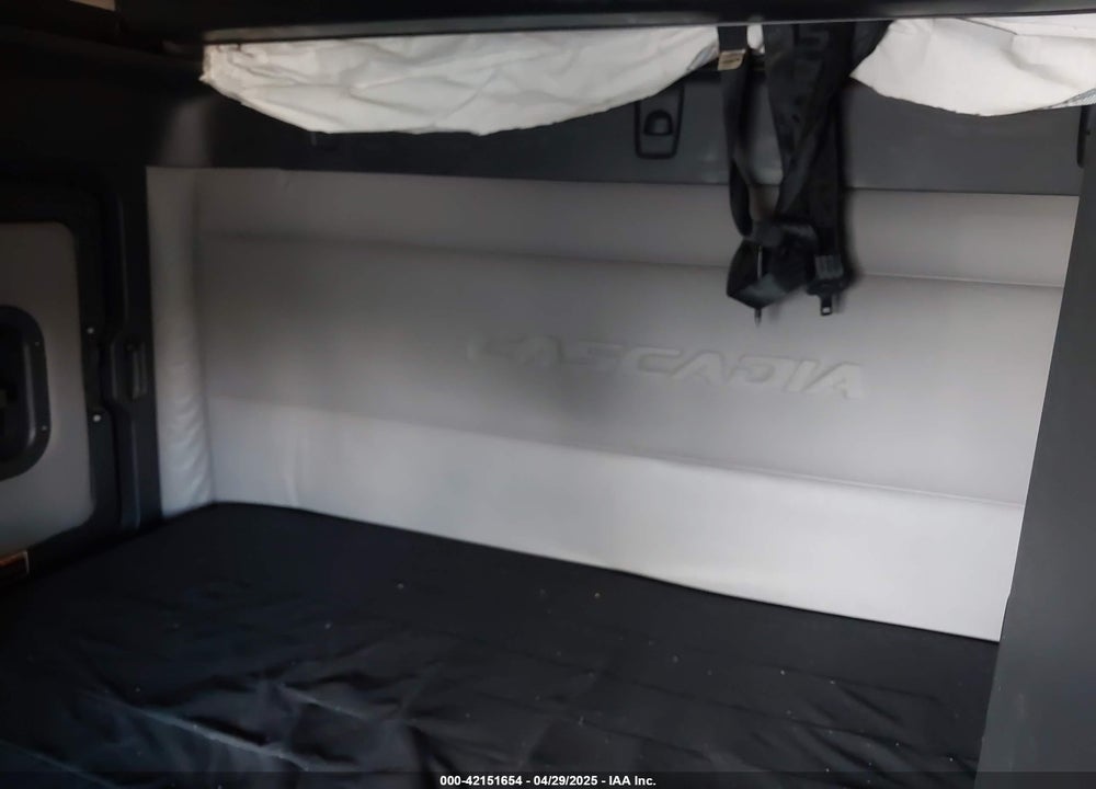 2019 FREIGHTLINER NEW CASCADIA 126 VIN: 3AKJHHDR7KSKB4529